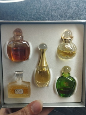 Dior vintage travel perfume set used, Eau de Parfum miniatures