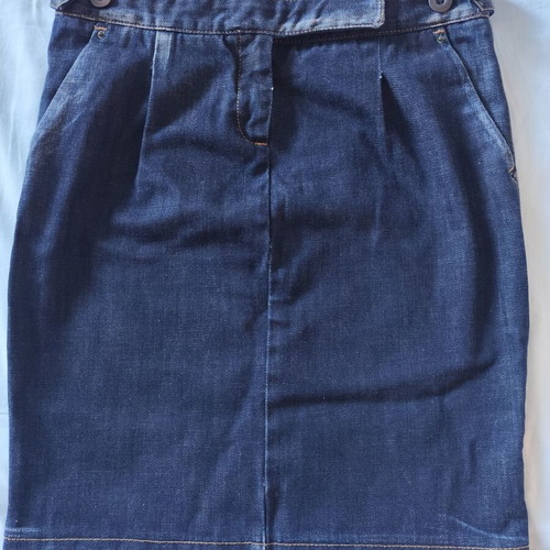 Benetton Pencil Denim Skirt like new, size M adjustable waist