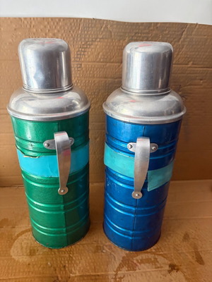 Thermos used, pack of 2, from 1968
