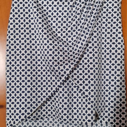 H&M midi skirt white with blue patterns like new, size 40