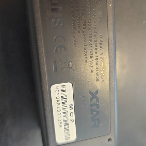 MC2 Xtar Battery Charger for 2 Batteries like new