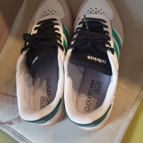 Adidas Breaknet Sleek athletic shoes new, size 39, white and green