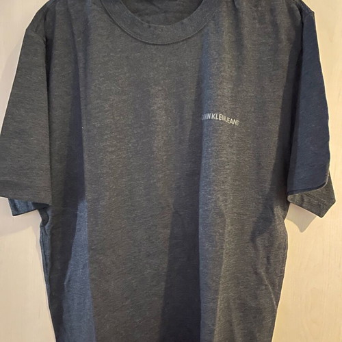 Calvin Klein T-shirt size L black and gray lightly worn