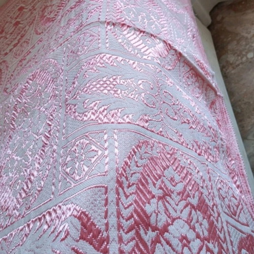 Vintage woven quilt with pink silk thread 214x190 new