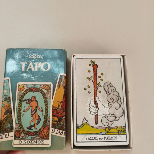Tarot Cards (E. Waite) Greek Edition 1990, 78 Cards, Used
