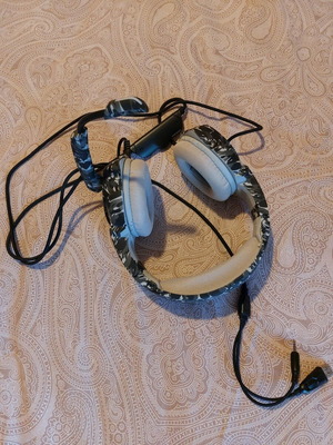 Onikuma gaming headset used, wired, fully functional