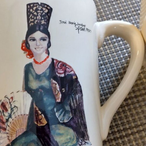 Decorative mugs used, set of 2 from Spain
