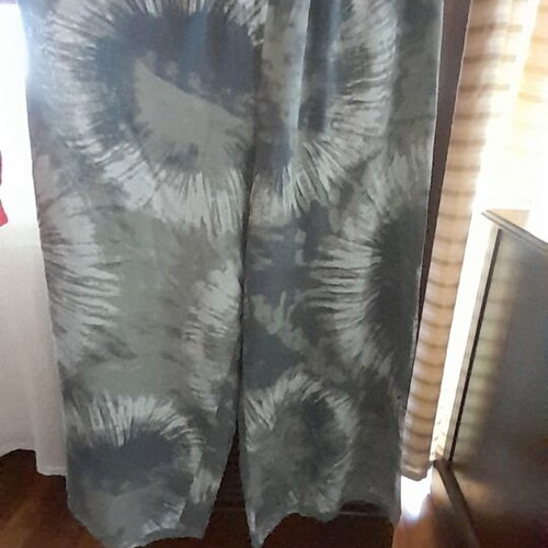 Women's wide-leg pants like new, khaki and gray colors