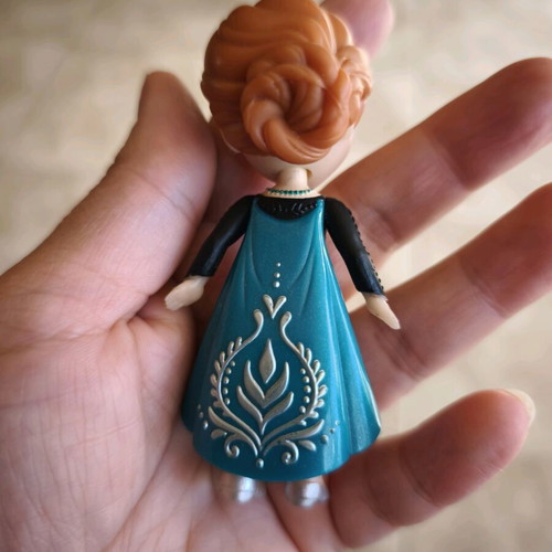 Disney Princess Anna Frozen doll used