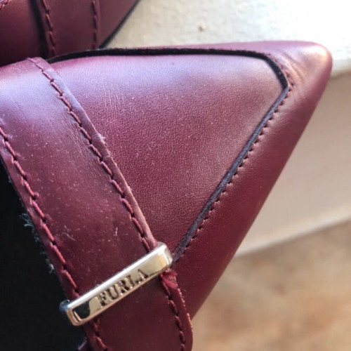 Furla burgundy shoes size 40 like new with 8cm heel