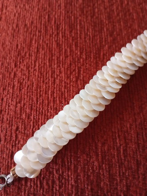 Bracelet made of shells vintage like new, summer style