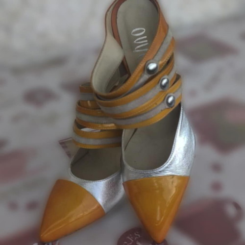 Ovye by Cristina Lucchi pumps silver like new