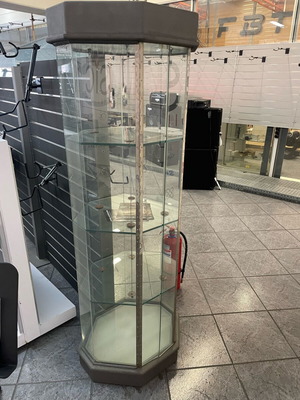 Витрина употребявана display 77x70x178
