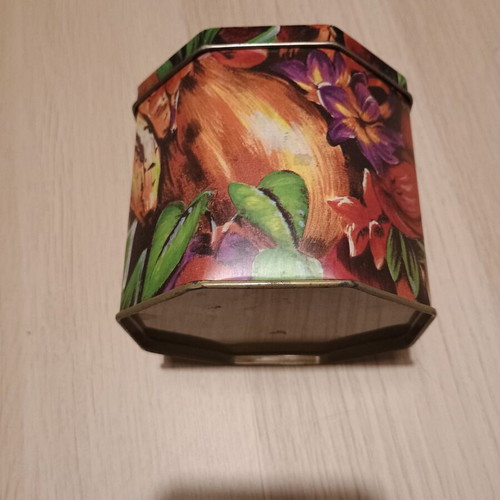 Metal tin box used, polygonal