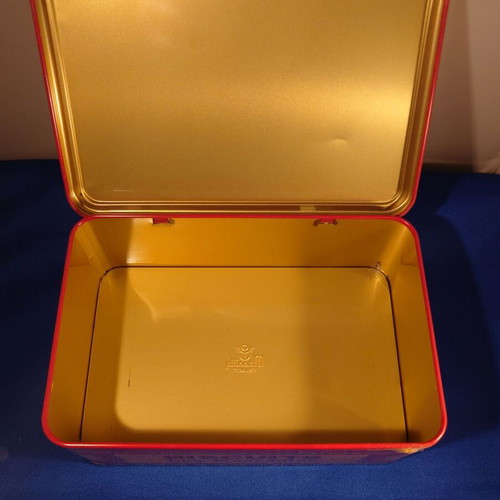 Les Muscadins metal collectible case rare like new