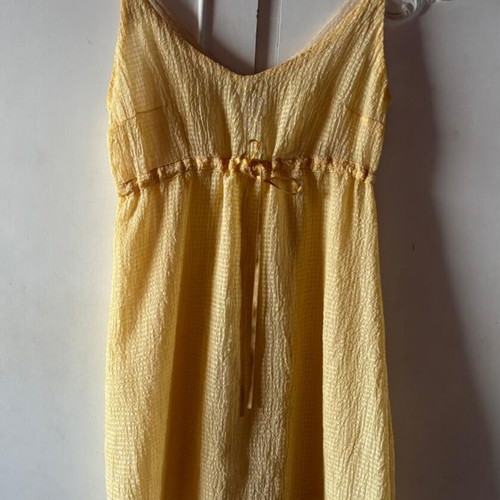 Yellow dress like new, empire waist, small-medium size