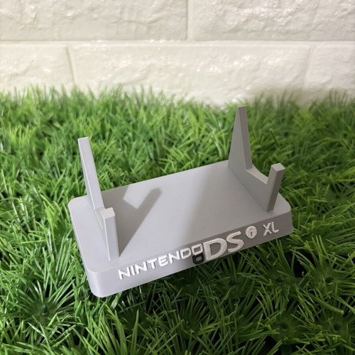 3D printed stand for Nintendo DS XL