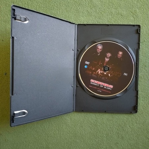 Scorpions Moment of Glory Live Berliner Philharmoniker DVD used