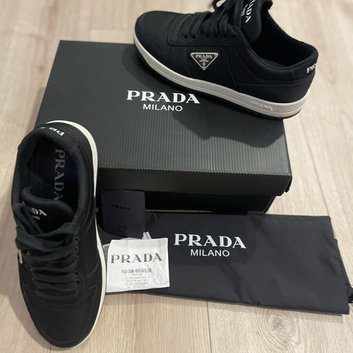 Prada sneakers Re nylon like new, black, size 37.5