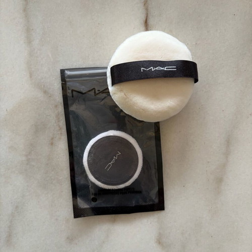 Mac powder puff set like new