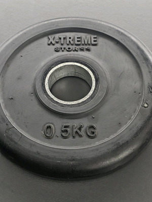 Pair of rubber weight plates 0.5kg like new, Φ28mm
