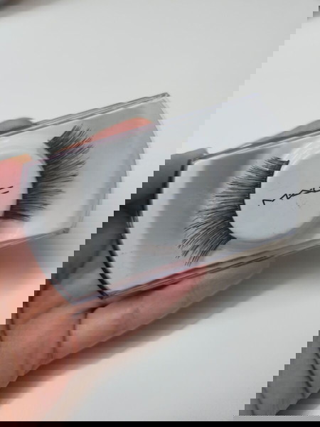 Mac false black eyelashes ψεύτικες βλεφαρίδες