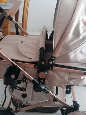 Moni stroller like new