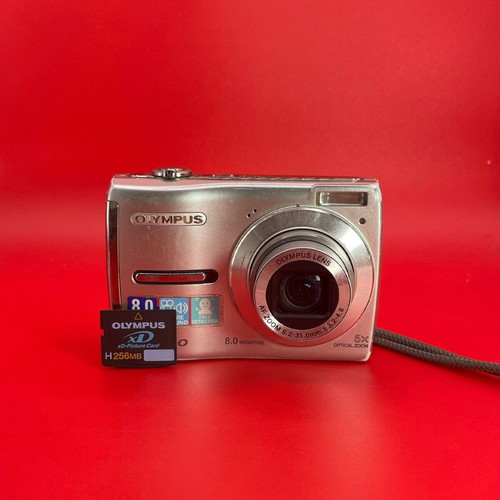 Olympus FE-310 digital camera used with xD memory card