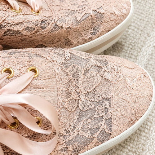 Joy & Mario sneakers size 39 like new, dusty pink lace with satin laces
