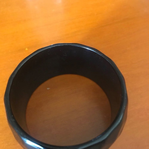 Bone bracelet like new, black