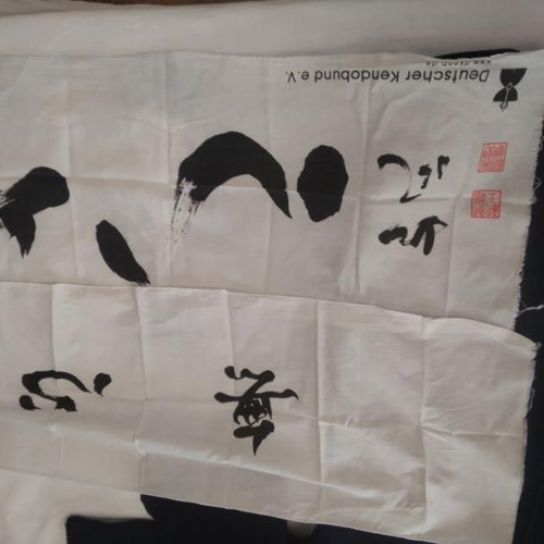 Kendoka Equipment with 2 Hakama, 2 Gi and 2 Tenugui like new