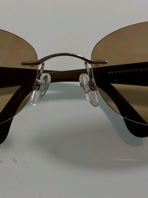 Daniel Svarovski women's sunglasses new with box