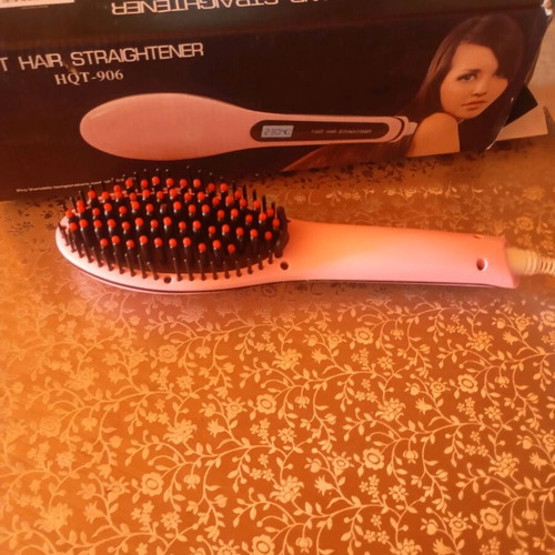 Electric hair straightening brush like new with box