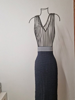 H&M Elastic Pencil Skirt like new, high waist, size M