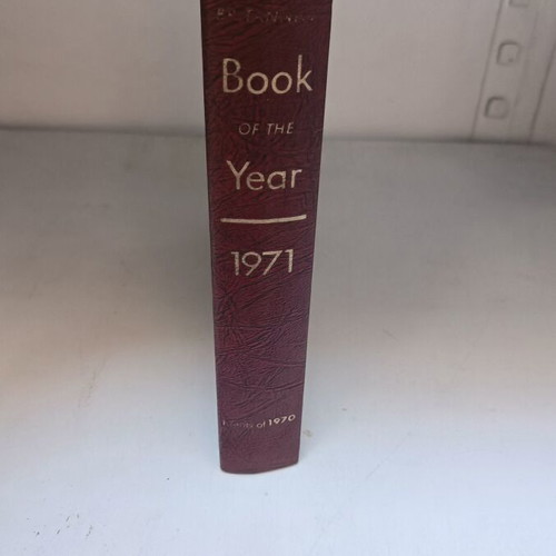 Britannica Book of the Year 1971, English