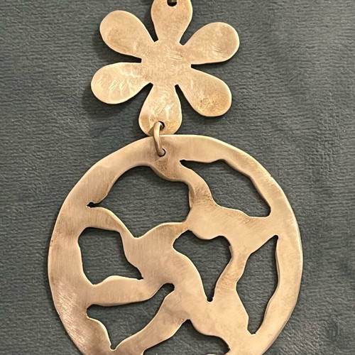 Silver 925 necklace like new with big flower