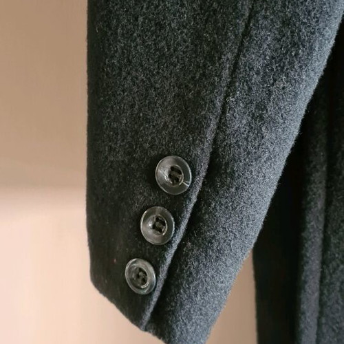 Foreign men's coat like new, black, size L