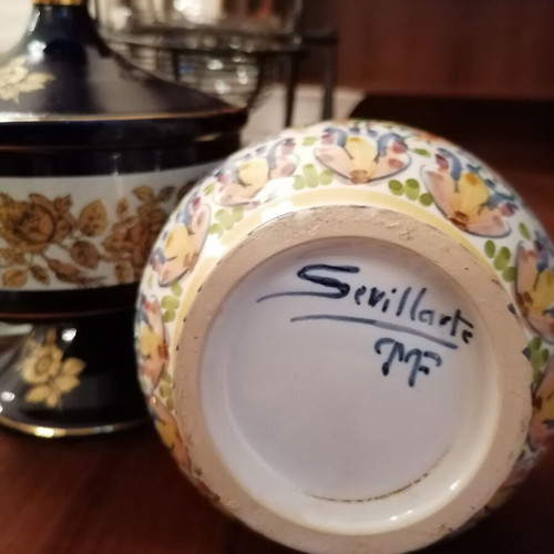 Sevillarte vase handmade colorful with artist signature like new