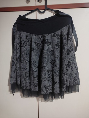 Skirt with lining black gray, like new, size M