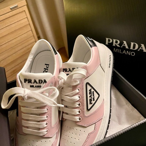 Prada sneakers 37 like new, white and pink