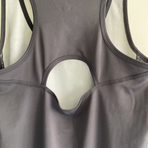 Women's sports shirt like new, size S, black and gray