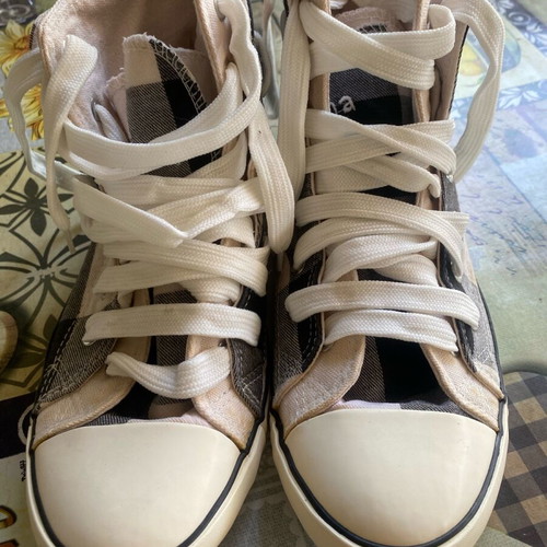 Canvas boots like new, athletic style, size 39