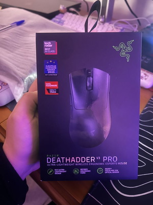Razer DeathAdder V3 Pro gaming mouse new with box and accessories