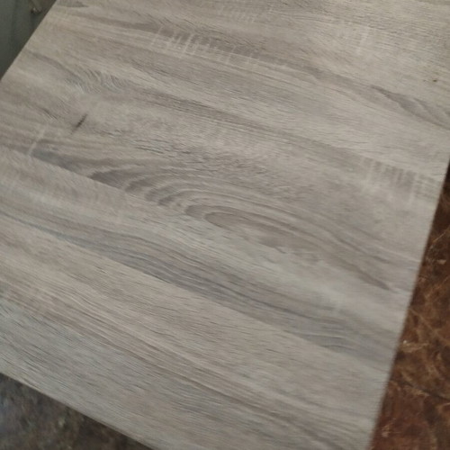 Extendable kitchen table with wheels, like new, 60 x 80 x 80 cm