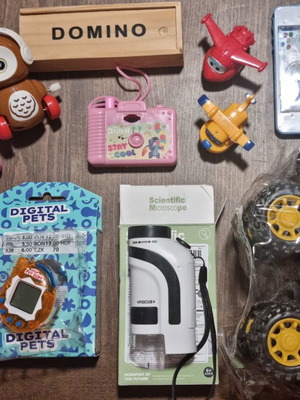 Toy set for children aged 3 and up, 17 pieces, used