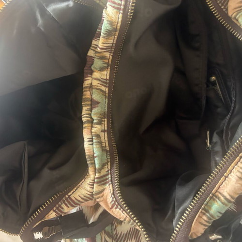 Shoulder bag multicolor like new with beautiful design