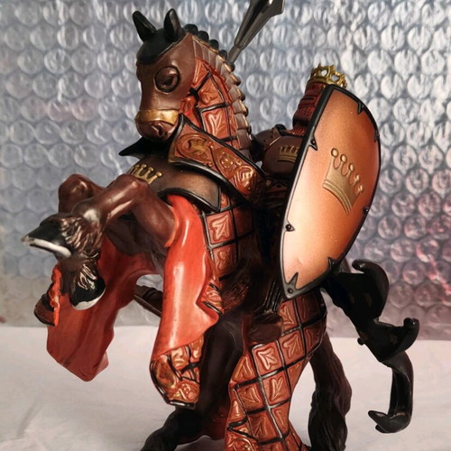 King of Knights used collectible figure with horse Papo 2007