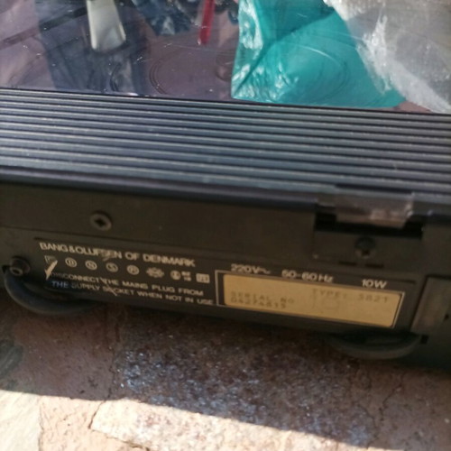 Bang&Olufsen sound system like new with speakers, turntable, radio, amplifier and cassette