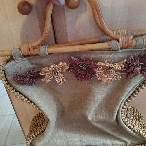 Bartuggi handbag like new, beige
