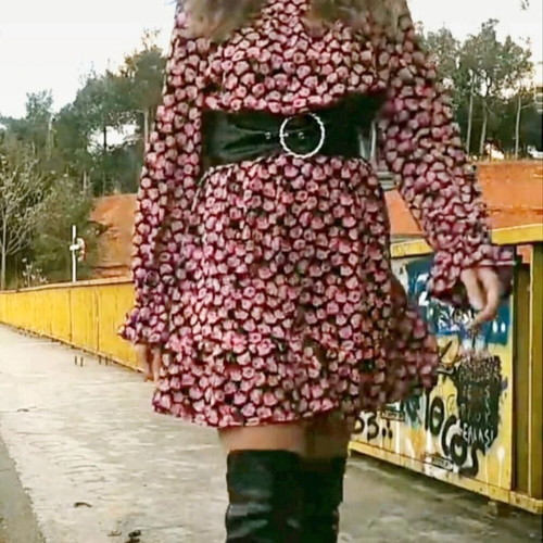 Shein flower dress like new, size medium, black and pink